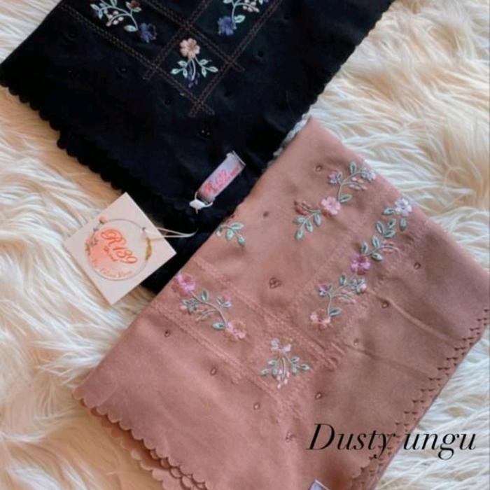 Hijab segiempat R139 bordir bunga garis