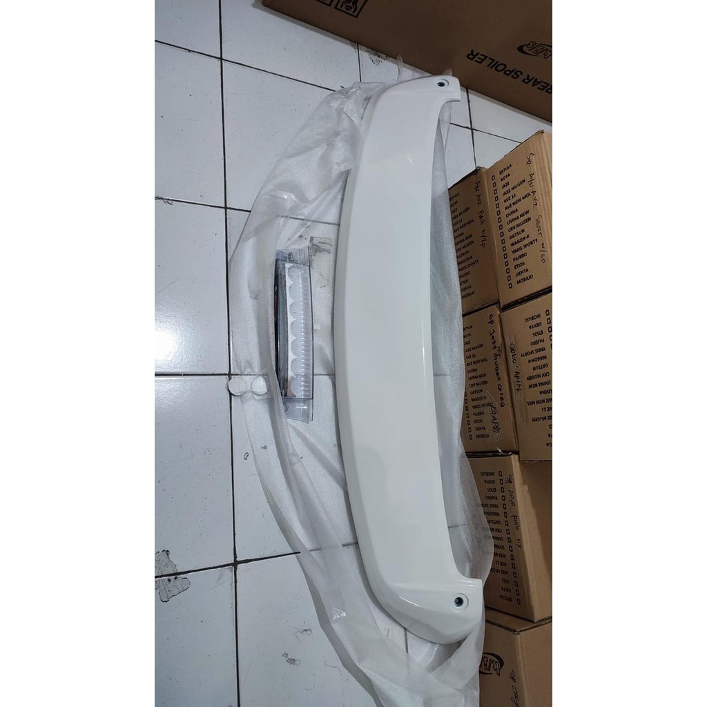 Spoiler Belakang Mobil All New Avanza