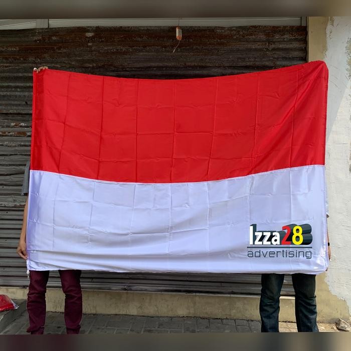 

Terlaris bendera merah putih bahan satin ukuran 150 x 225 SALE