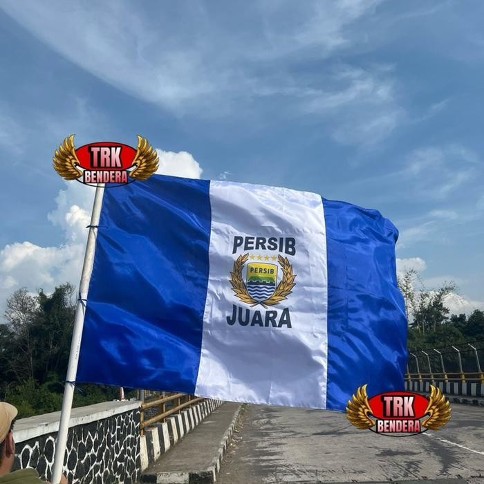 

Terlaris BENDERA PERSIB JUMBO UKURAN 150x100 SALE
