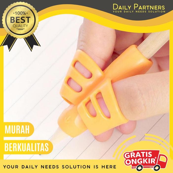 

READY Alat Bantu Belajar Tulis Menulis Anak Pegang Pensil ORIGINAL