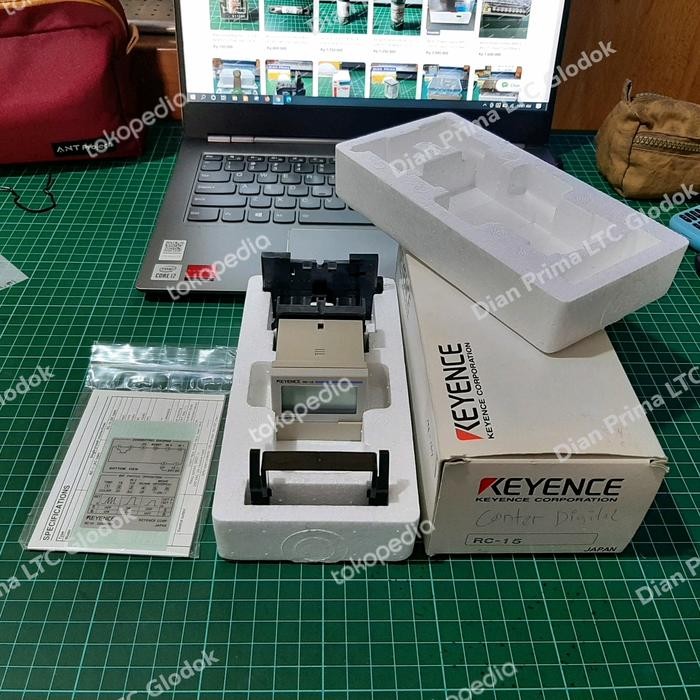 Keyence Counter or Timer RC-15 6 dits 12-24Vdc 48mm x 48mm Out Relay masih ready