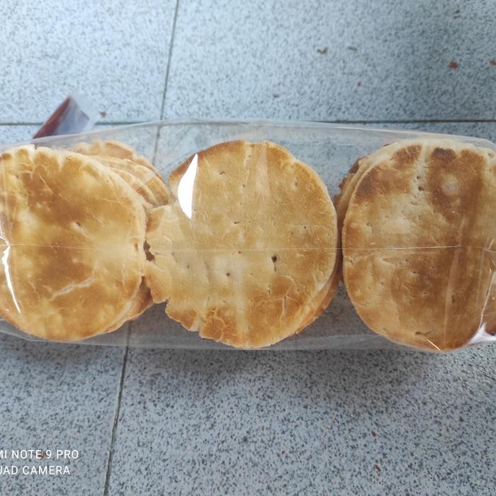 

Kemplang Panggang Gabus Bulat Mini Premium (Isi 18)