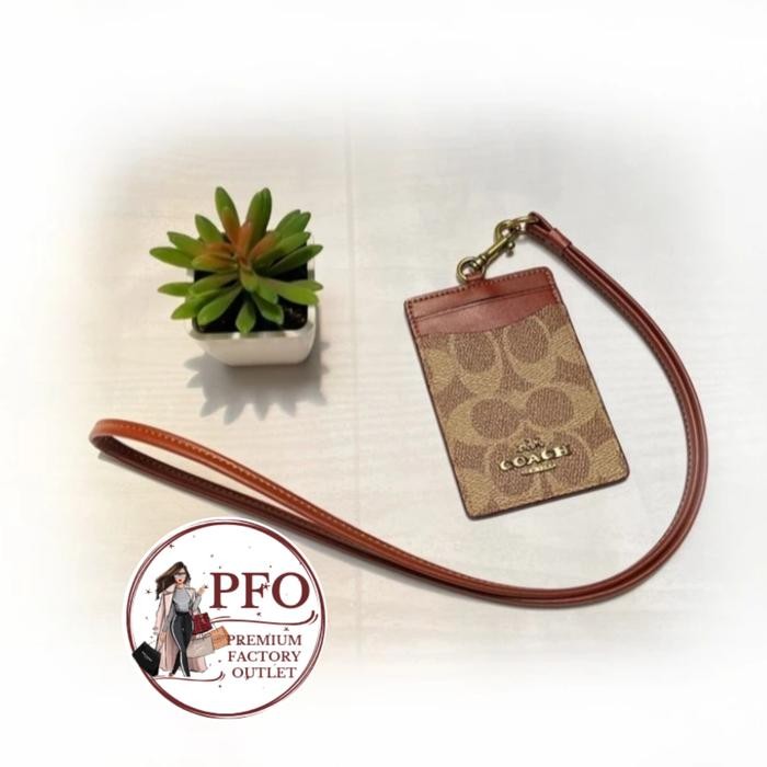 

Gantungan CH Lanyard 32745 Id Gantungan Lanyard Colorblock Signature