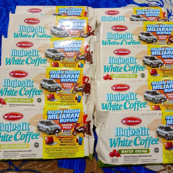 

New wafer white coffee wafer Majestic 1 dus isi 30 pcs Food Camilan Snacks