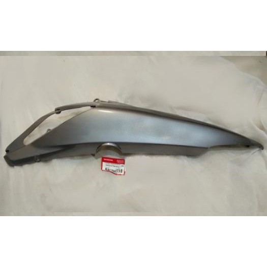 Cover body kiri supra x 125 Silver 64420-KTM-N30VSM