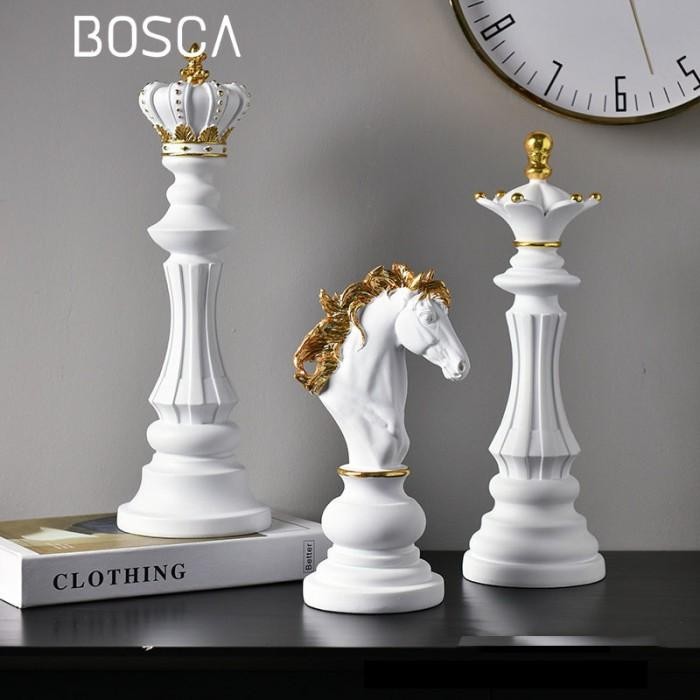 Bosca Living - Pajangan Catur Putih / Dekorasi Ruangan Catur / Miniatur Catur Bahan Keramik Mewah