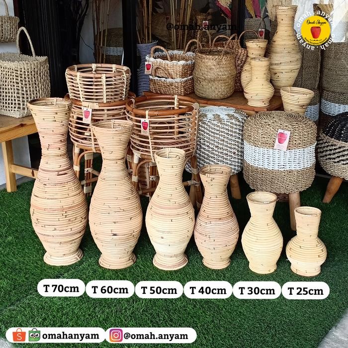 Vas Bunga/ Guci Rotan/ Vas Bunga Kering/Guci Taneman/Bunga Plastik