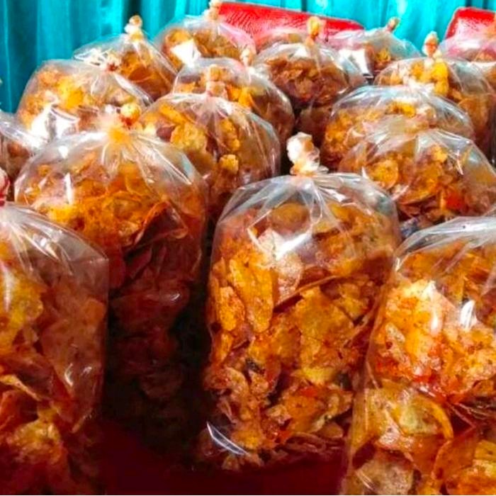 

Sedia keripik singkong pedas daun jeruk, berat gram
