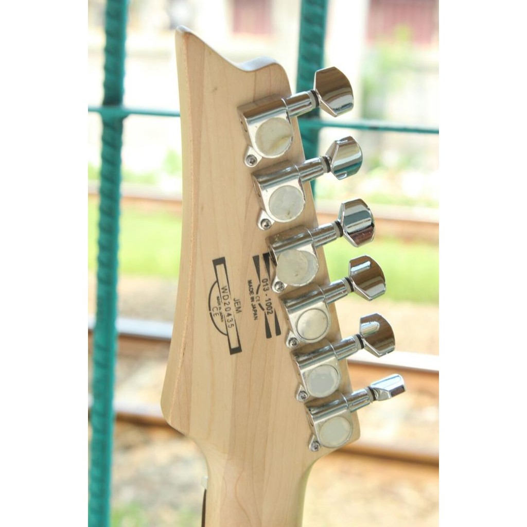 Gitar Listrik Ibanez Jem Hitam Bonus Tas Gitar , Handle , Kabel Jak