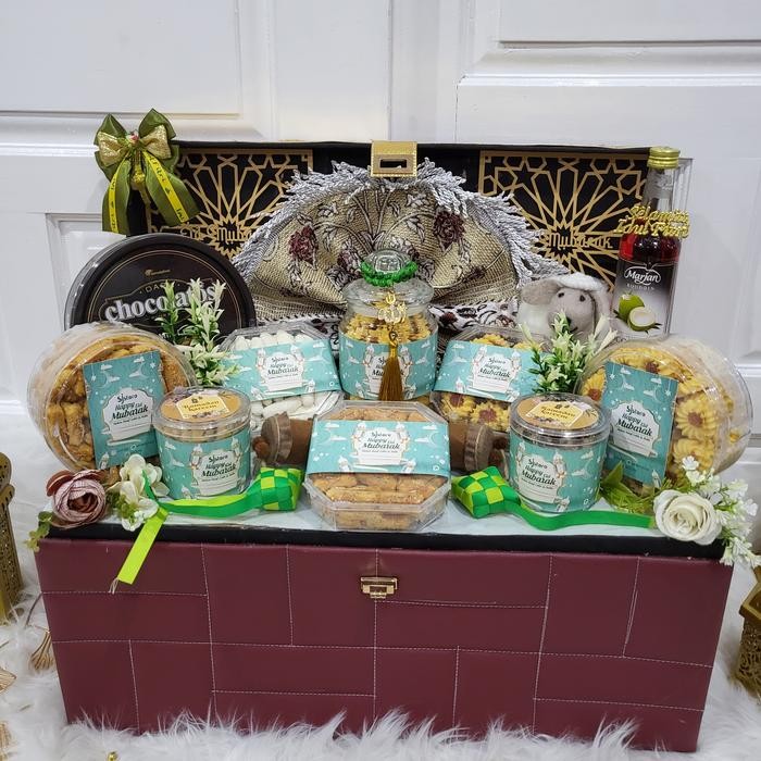 

Paket Dekorasi Lebaran Idul Fitri Hampers Parcel Jumbo Kue Kering 094