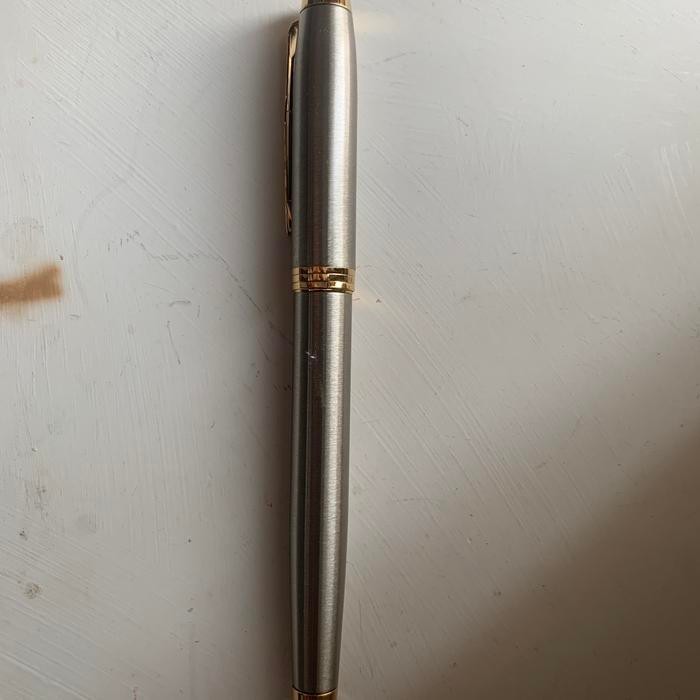 

pulpen silver original (isi 144)