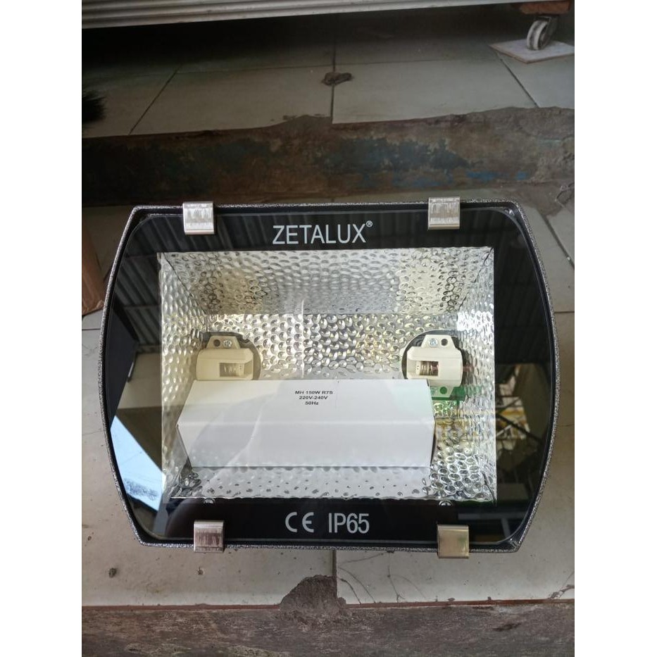 Lampu Sorot MHNTD 150 Watt Zetalux