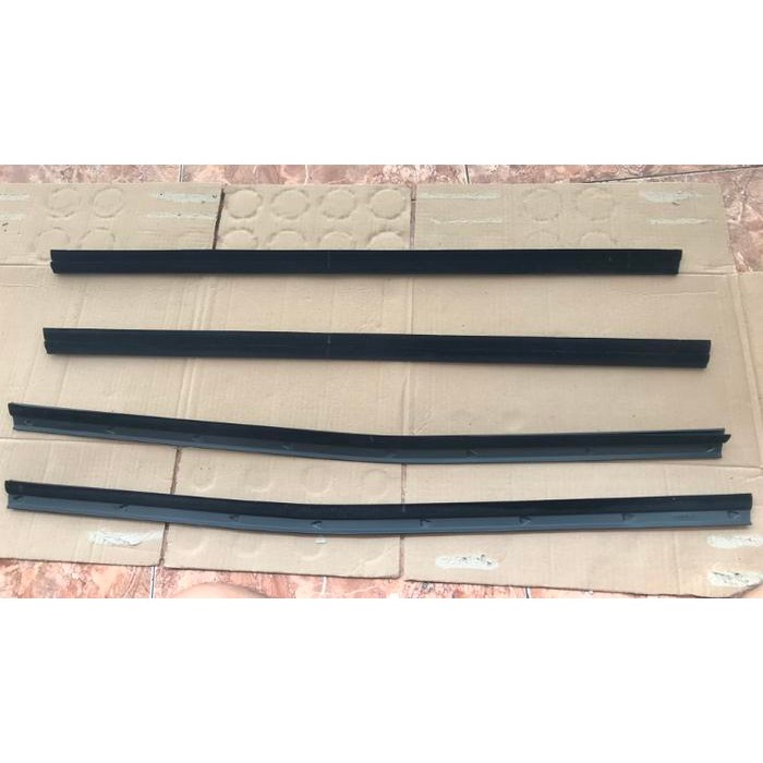 Pelipit Kaca Bagian Dalam mobil Honda Mobilio Brio BRV