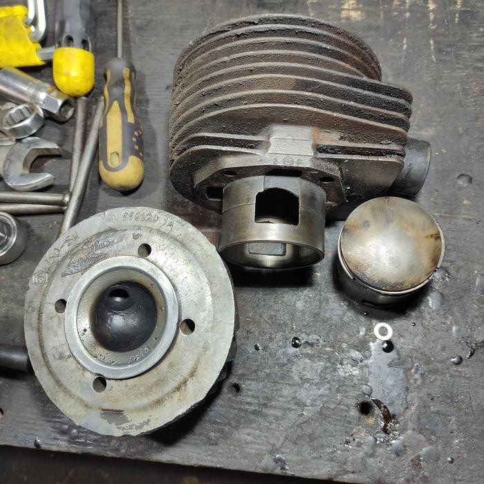 Blok boring head vespa excel orinal Copotan boring head piston masih ready
