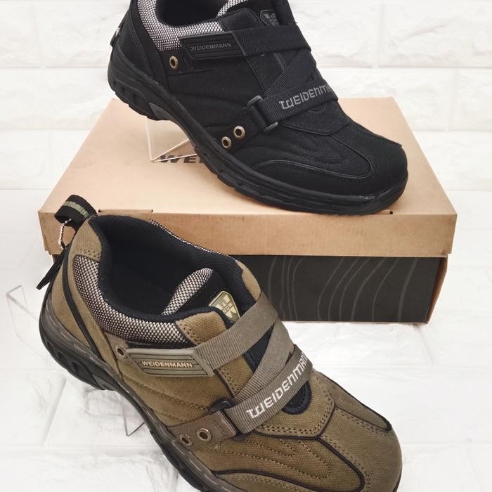 SEPATU GUNUNG WEIDENMANN COMMANDER 03