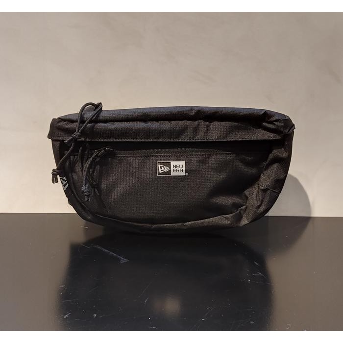 Tas Pinggang New Era Explorer Waist Bag Black 100% Original Resmi