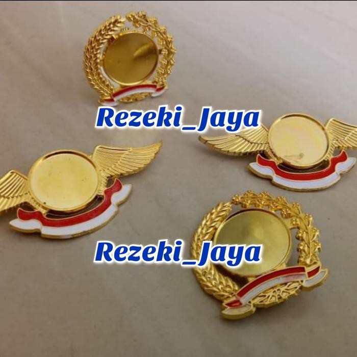 Pin dan Wing polos polosan logo 1.8 cm kuningan emas peniti