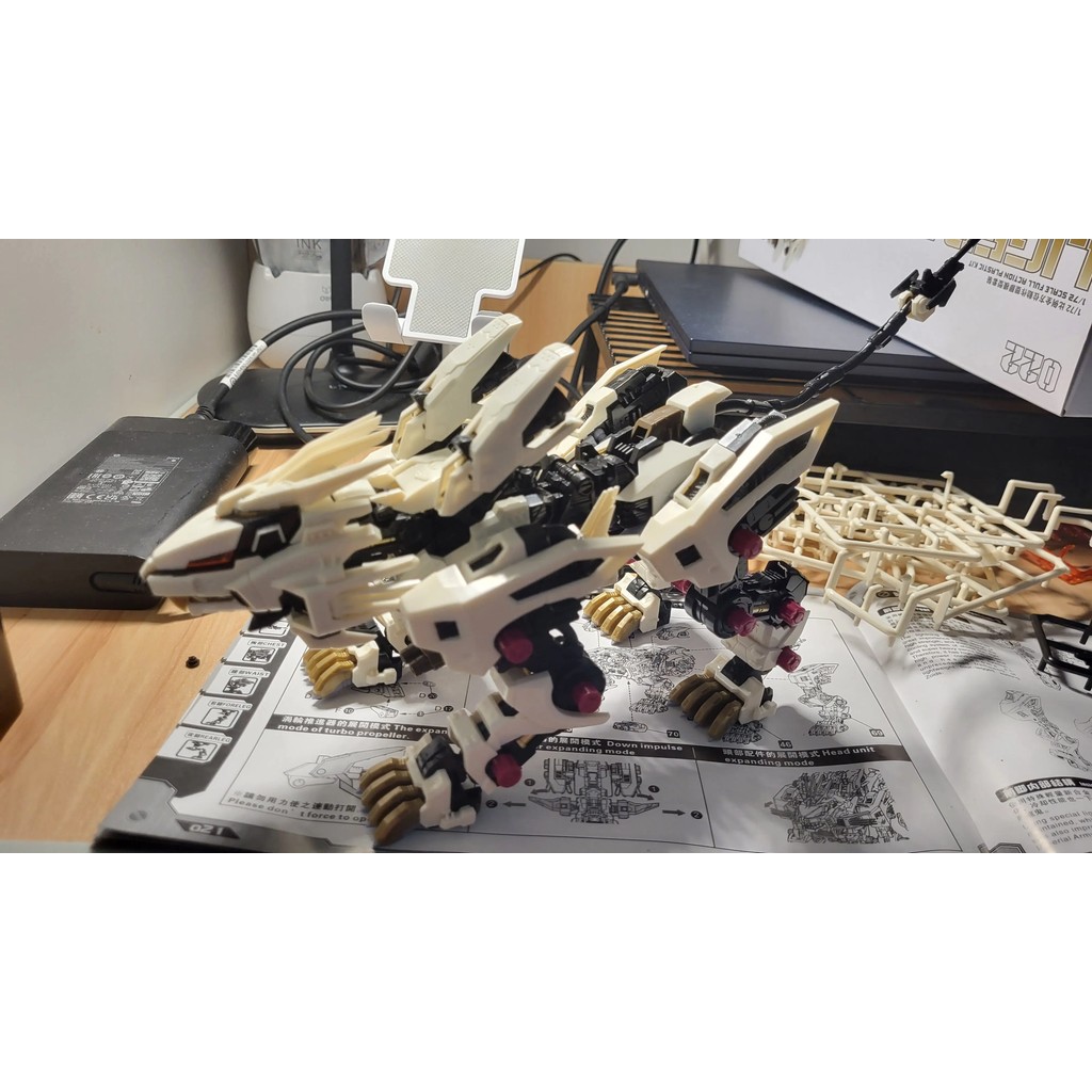 ZOIDS BT Model Building Blocks JS022 Blade Liger AB Bang Ver1:72 Scale Full Action Plastic Kit