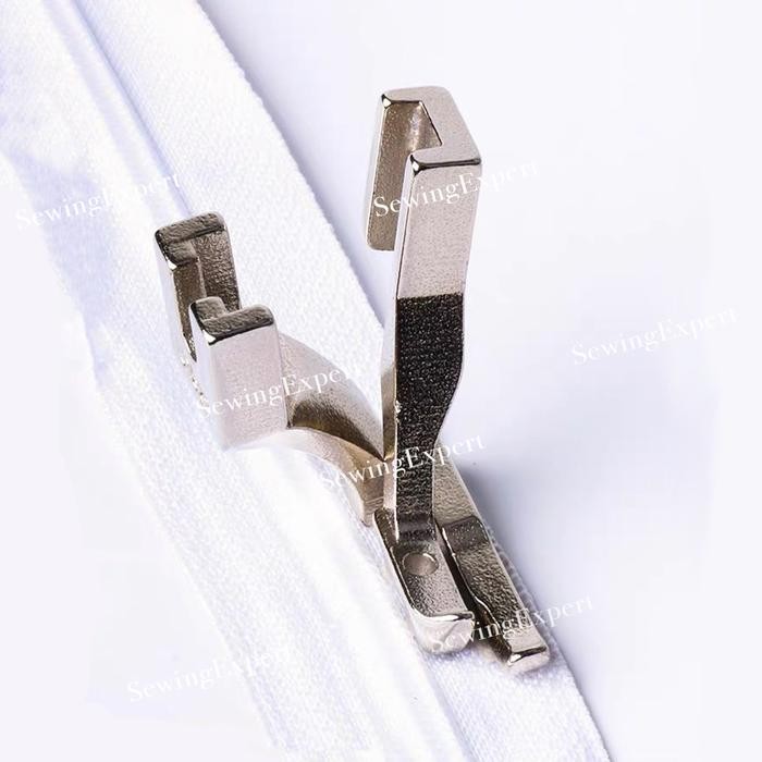 

Sepatu Resleting Sebelah Kanan U192R - U193R Mesin Jahit Walking Foot / Sepatu Sleting Zipper U-192R