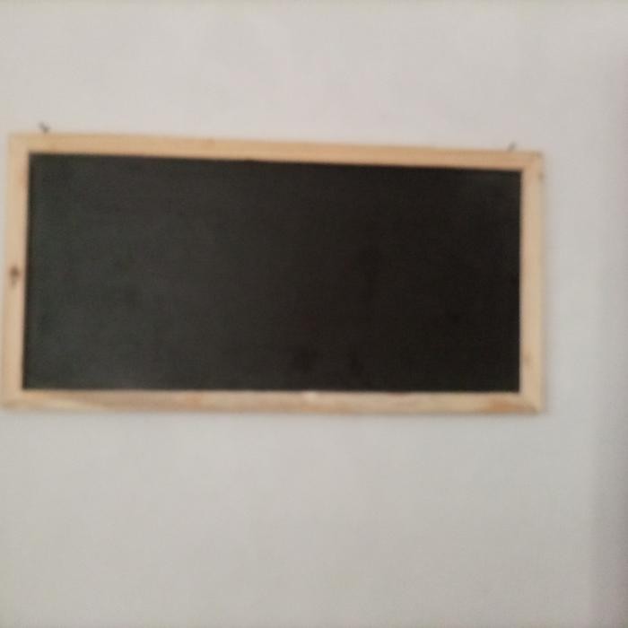 

Papan Tulis Hitam Kapur List Jati Belanda Natural Ukuran 60X90 Cm