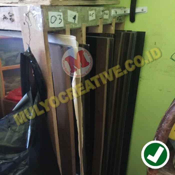 

Plat Stainless Steel Mirror Ukuran 1m x 2m Tebal 1.2mm Plat Stainless PREMIUM