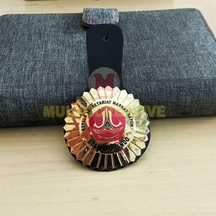 

Jengkolan Banser Kepala Sekretariat Markas Rayon Lencana Banser PREMIUM