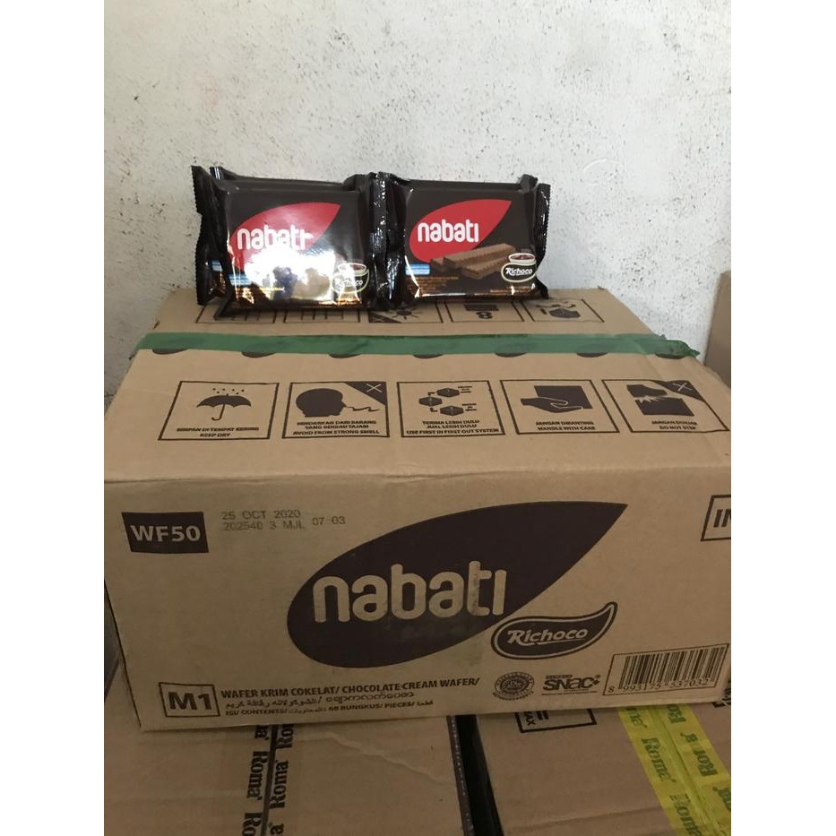 

4ZMI Nabati Richoco Wafer Coklat 50 Gram. 1 Dus Isi 60 Pcs
