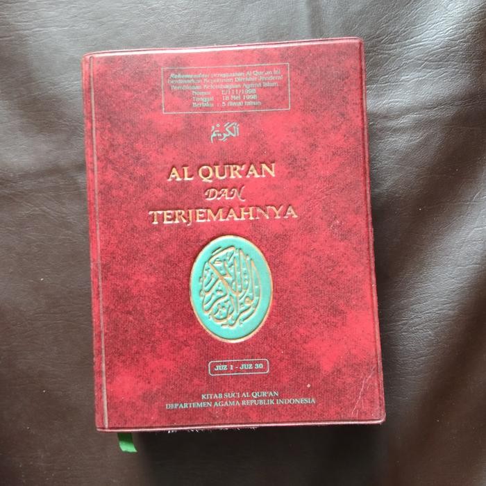 

TERLARIS AL QURAN DAN TERJEMAHANYA Juz 1-Juz 30 READY STOCK