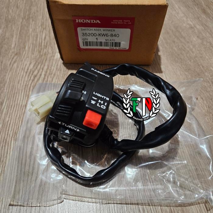 Saklar Kiri Swit Assy Winker Honda Nsr 150 Rr / Sp / Fsx