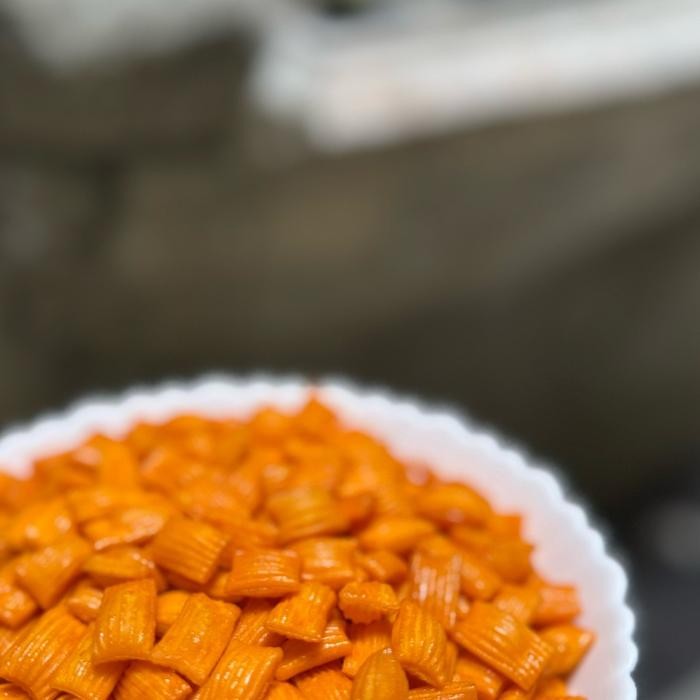 

PANG-PANG MANIS 1KG SNACK PREMIUM UNTUK CAMILAN - SNACK BANTAL FOOD MAKANAN CEMILAN