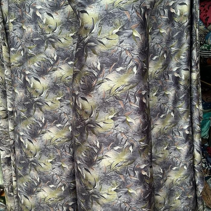 

(PREMIUM)KAIN MOTIF ARM SILK DAUN KERING PANDAN GLOSSY ANTI KUSUT MEWAH SUPER PREMIUM LEBAR 150CM