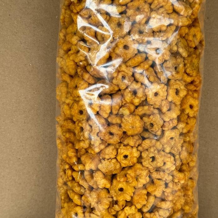 

Pilus Sakura Ribut / Snack Ribut 1Kg Renyah Dan Gurih