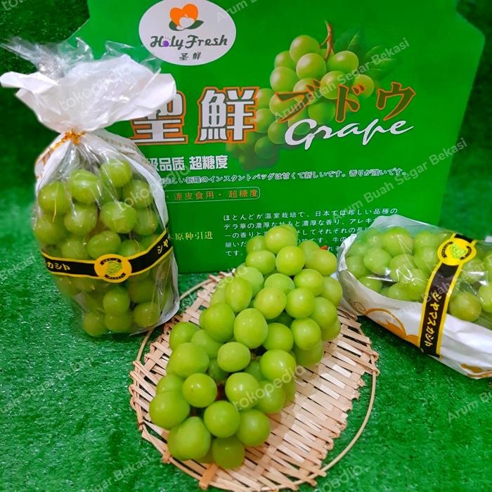 

ORIGINAL anggur shine muscat jepang anggur Sultan fresh manis tanpa biji 500gr READY STOCK