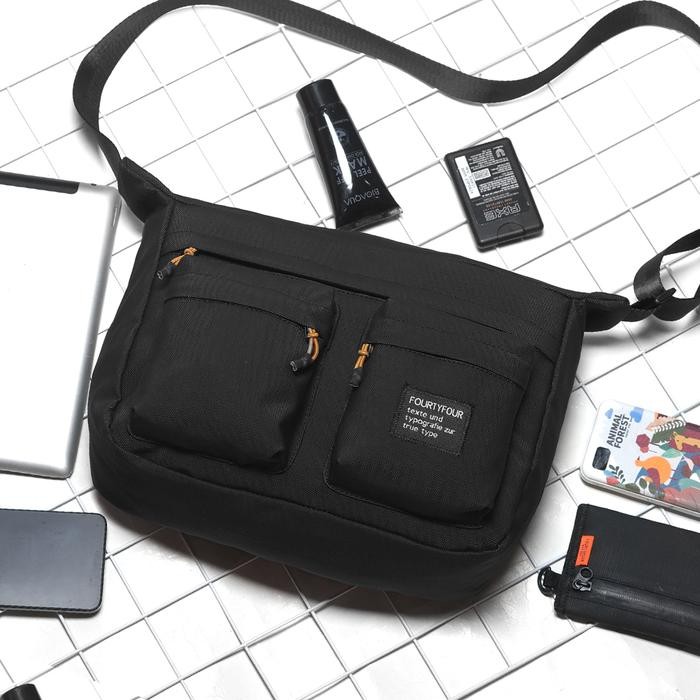 

ZC376 Tas Selempang Pria FourtyFour Promess Casual Slingbag Pria Tas Pria TERBARU