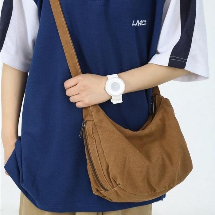 

KF548 TERBARU 2024 Unisex Tas Canvas Selempang Sendja Tas Kanvas BIG SALE