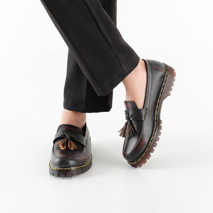 Sepatu Docmart Pria Loafers Kulit Asli Walker's