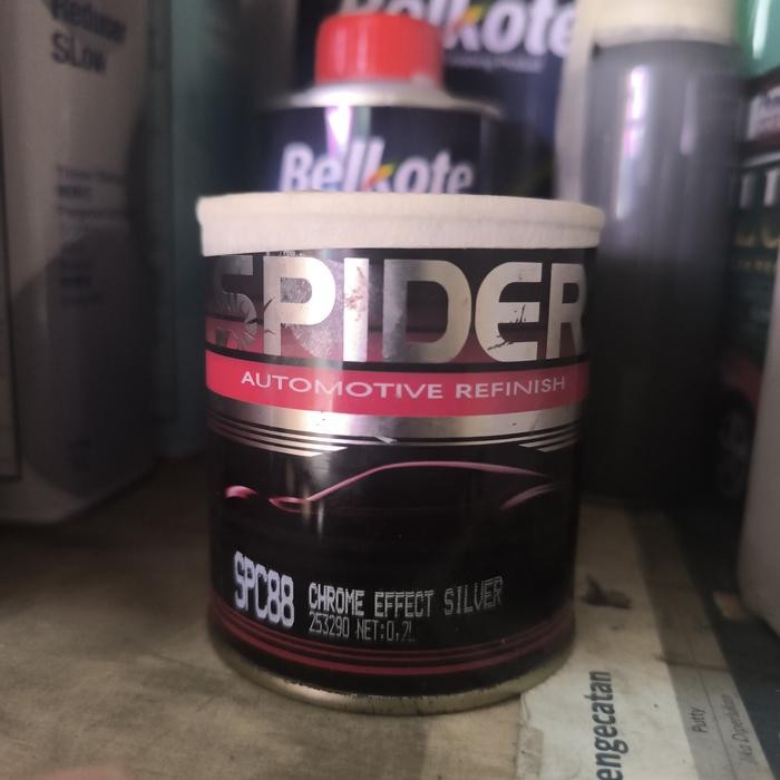 Cat Chrome Effect Silver spider