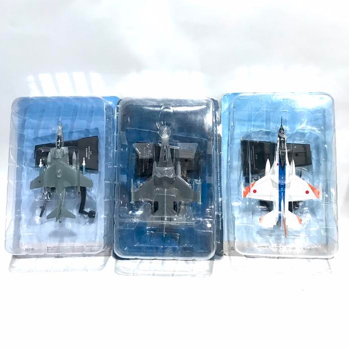 Miniatur Pesawat Tempur Skala 1:100