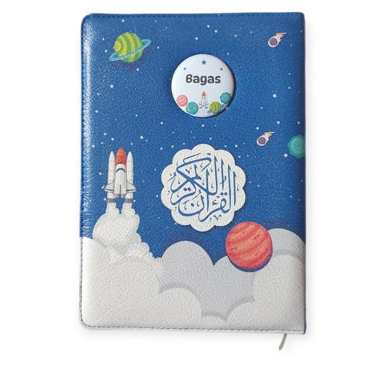 

SALE !!! ALQURAN CALEB RESLETING (A6) CUSTOM NAMA DI PIN/QURAN DOMPET RESLETING+PIN TERJEMAH READYY
