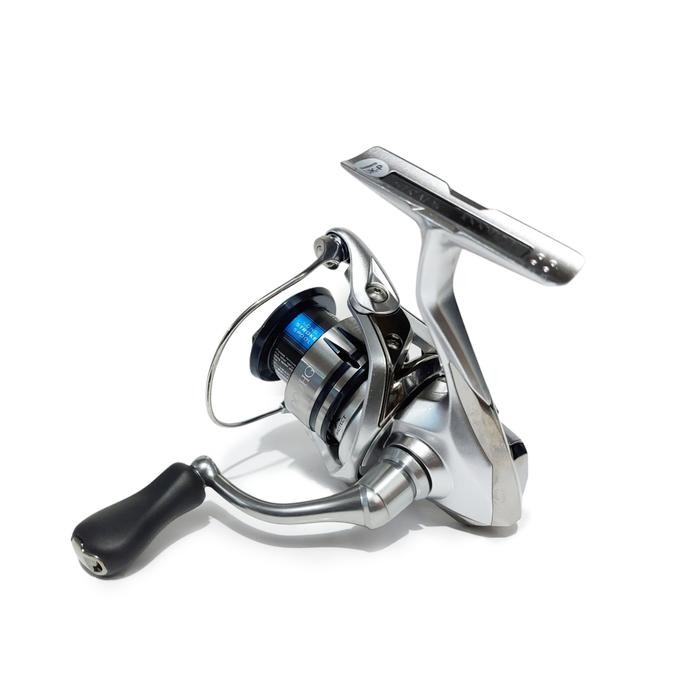Reel Shimano Stradic 1000 HG FL