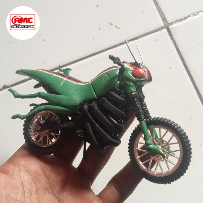 Diecast Motor Belalang Tempur Pasti Ori