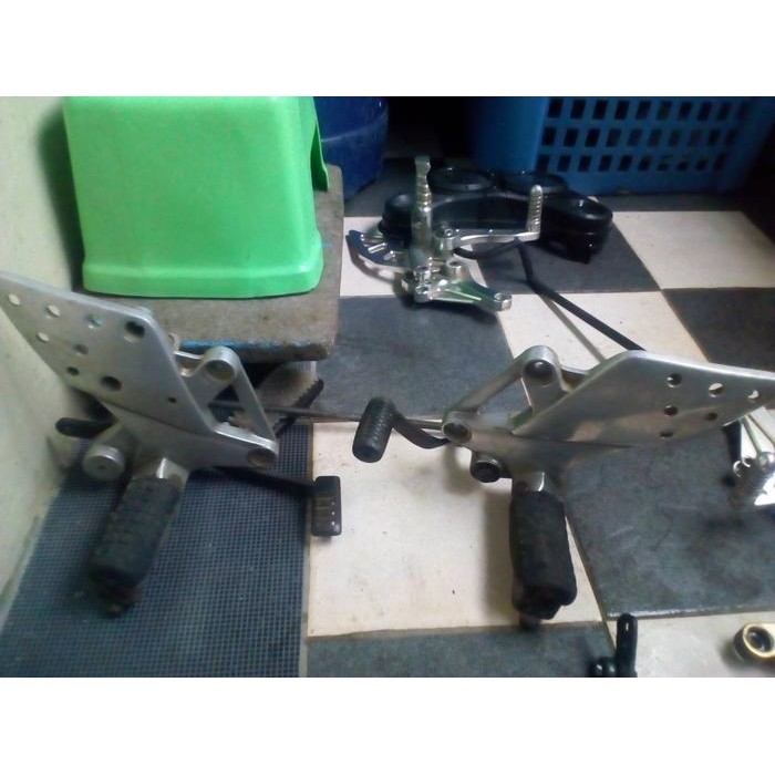 Footstep Depan Cbr 150 Old Thailand Step Depan Cbr 150 Thailand Second