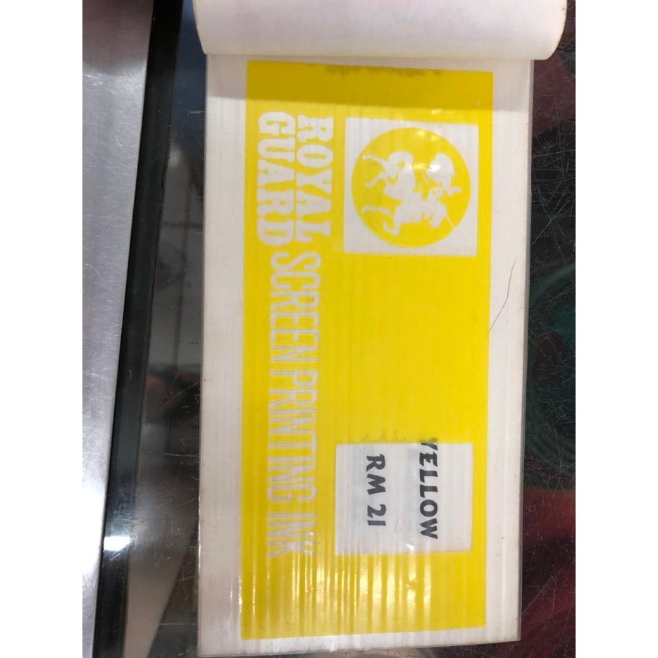 

Rm 21 Yellow Cat Sablon Basis Minyak Royal Mate