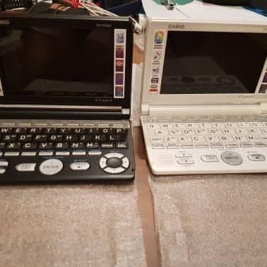 

KALKULATOR KAMUS ELEKTRONIK CASIO