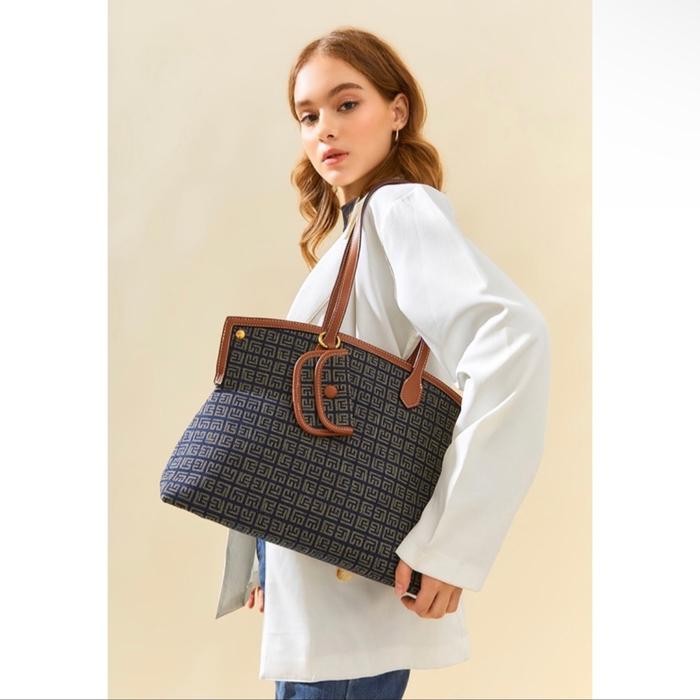 Madelyn Tas Tote Wanita Laura (Exclusive A*)