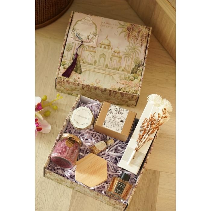 

LILAC - hampers lebaran/hampers idul fitri/hampers eid mubarak/paket ramadan/parcel idul fitri