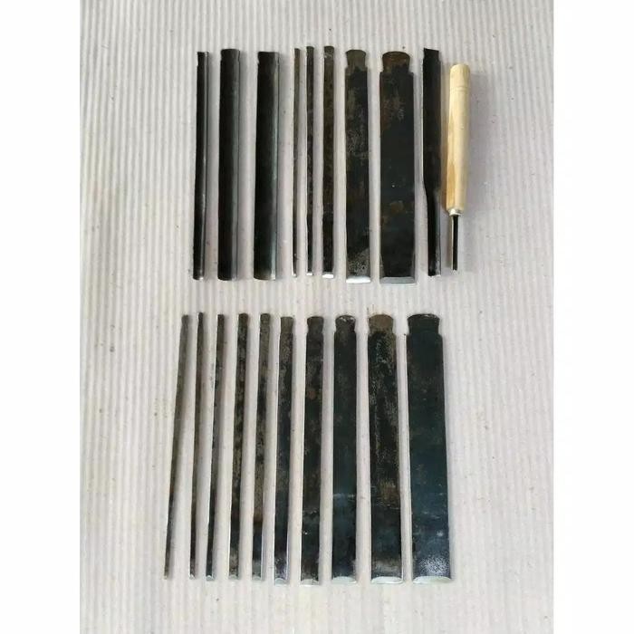 

Alat pahat ukir kayu paket cukup Murmer isi 20