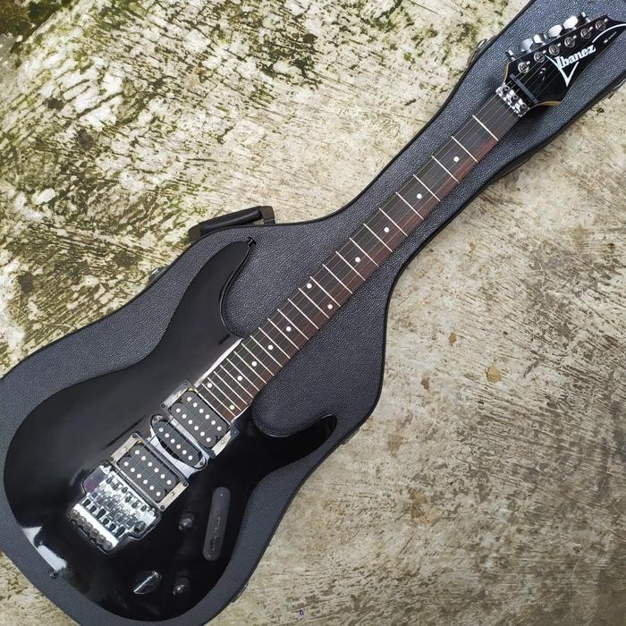Gitar Elektrik Ibanez S Series Black custom tremolo updown