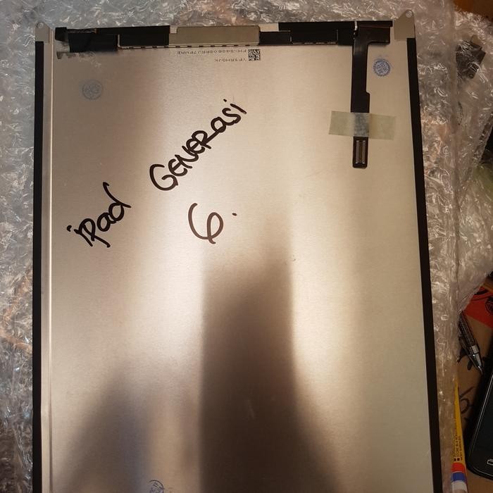 LCD IPAD GENERASI 6 2018 A1893
